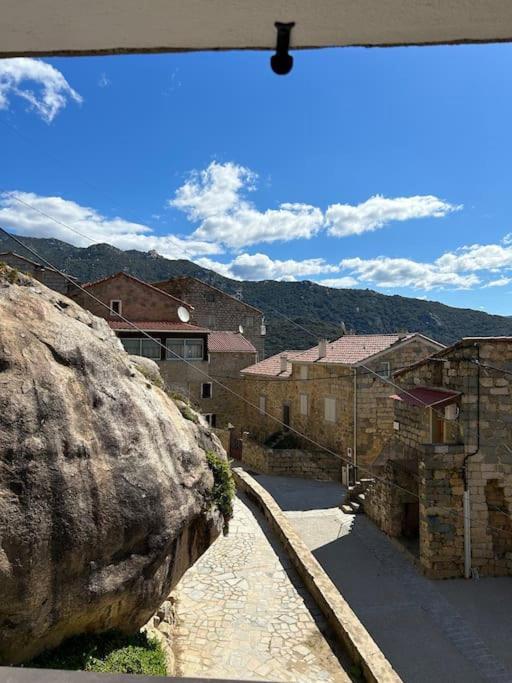 Вилла Casa Amarina Ольмето Экстерьер фото